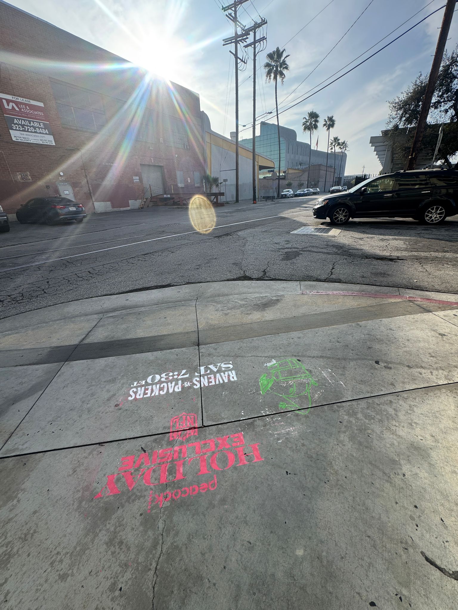 Stencil 27.6 Arts District Hewitt St